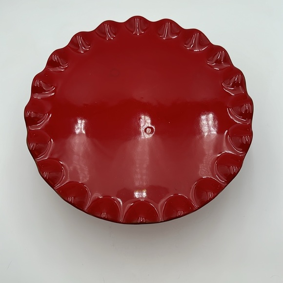 Red Ruffled Edge Cake Stand - Picture 3 of 16